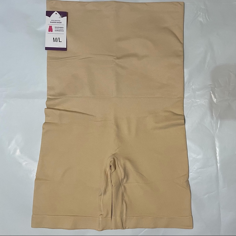 Empetua High-Waisted Shaper Shorts